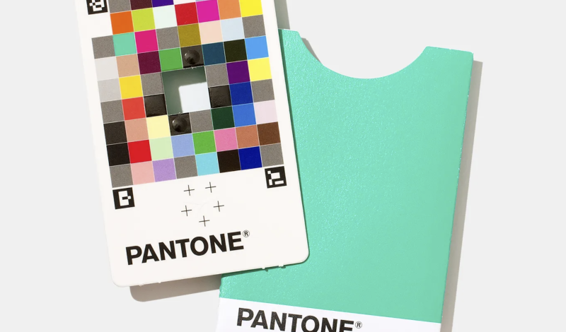 Pantone Color Match Card - карта за калибрация на телефон и дигитално идентифициране на цветове
