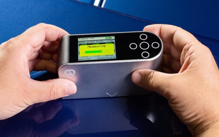 IQ 20/60/85 Gloss Haze DOI Meter - комбиниран уред за измерване на блясък и качеството на покритията