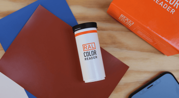 Color Reader - компактен ръчен уред за измерване и разпознаване на цвят