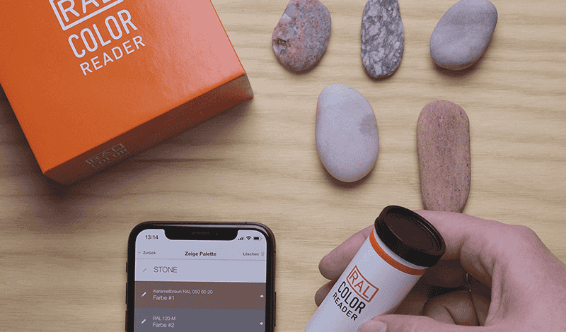 Color Reader - компактен ръчен уред за измерване и разпознаване на цвят